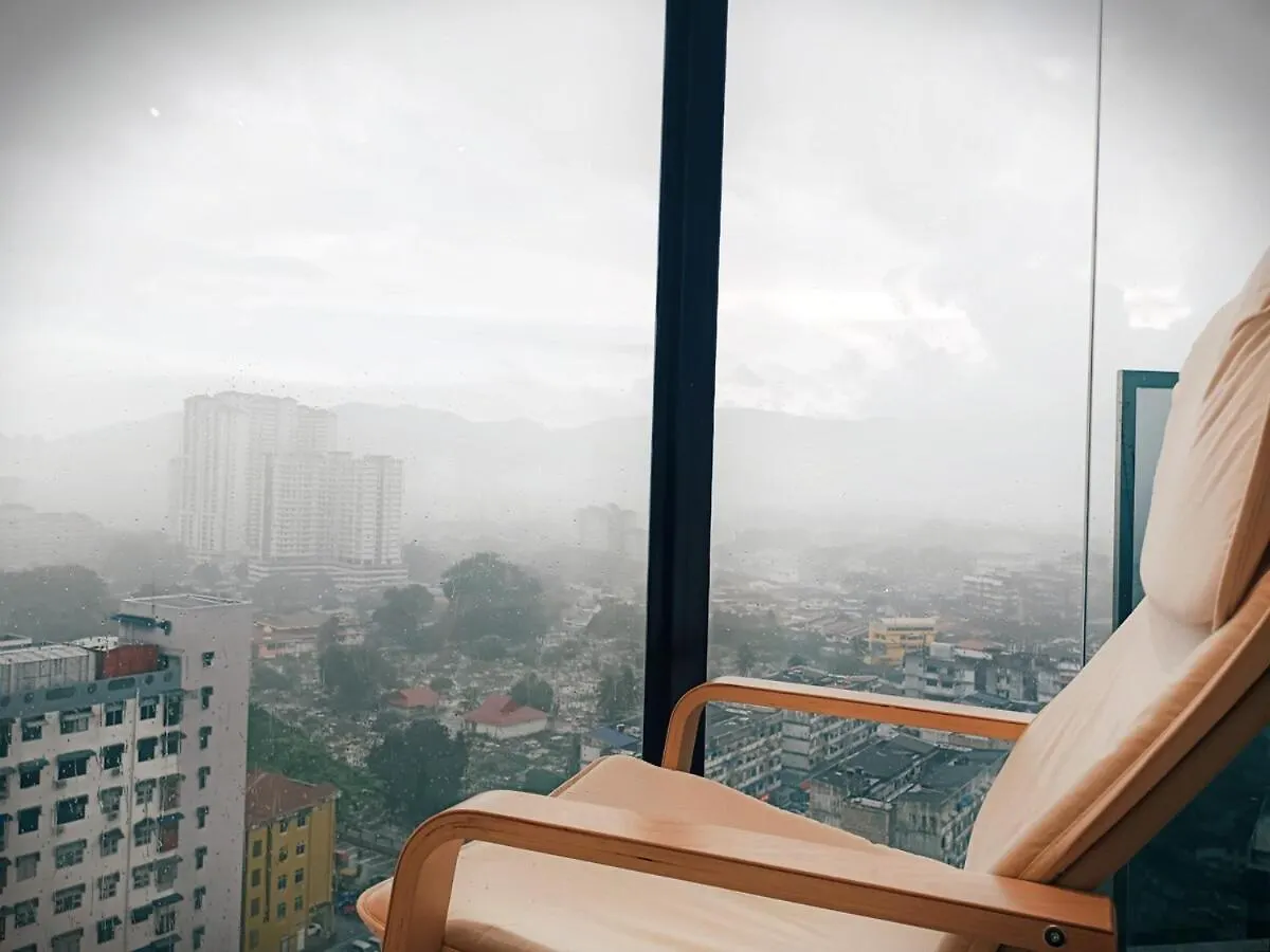 Stunning 2Br With Infinity Pool & City Views George Town