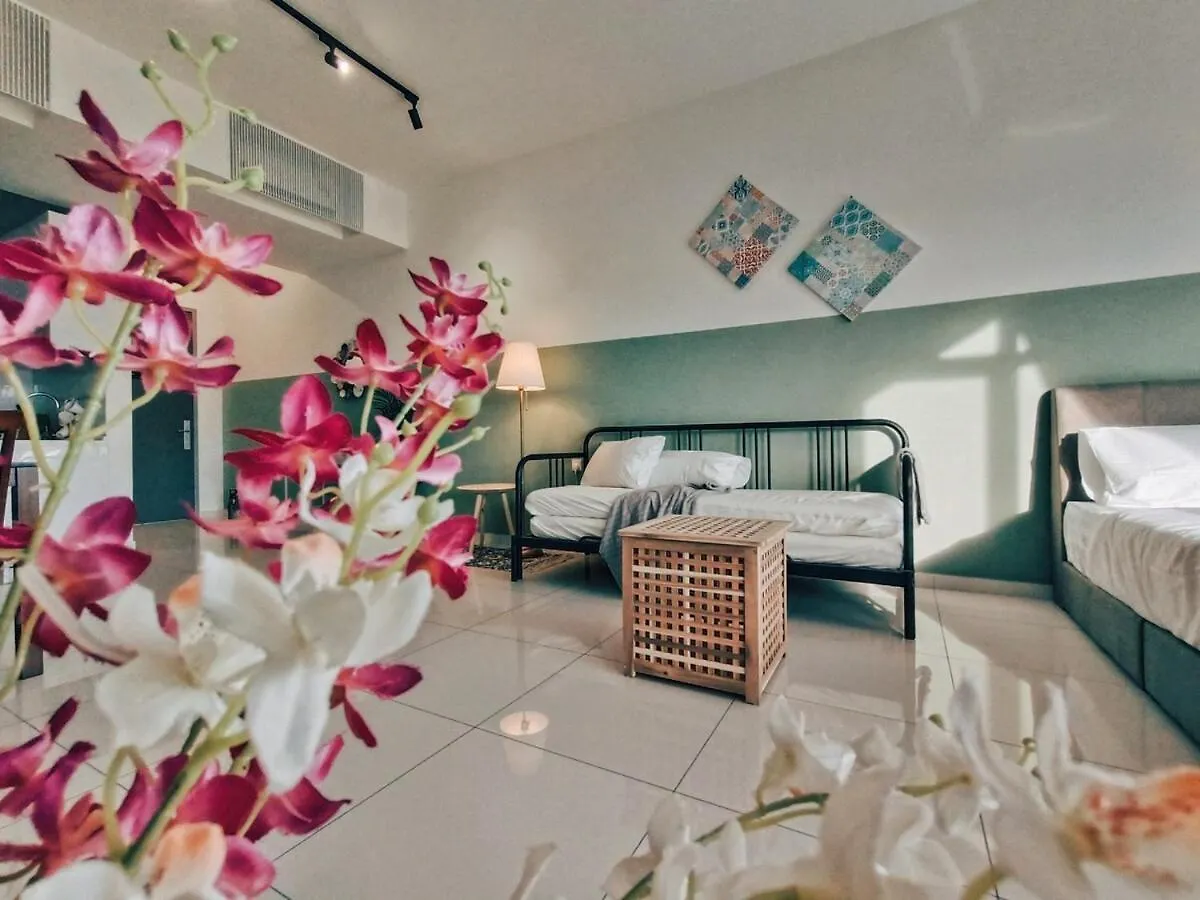 Stunning 2Br With Infinity Pool & City Views George Town Apartamento