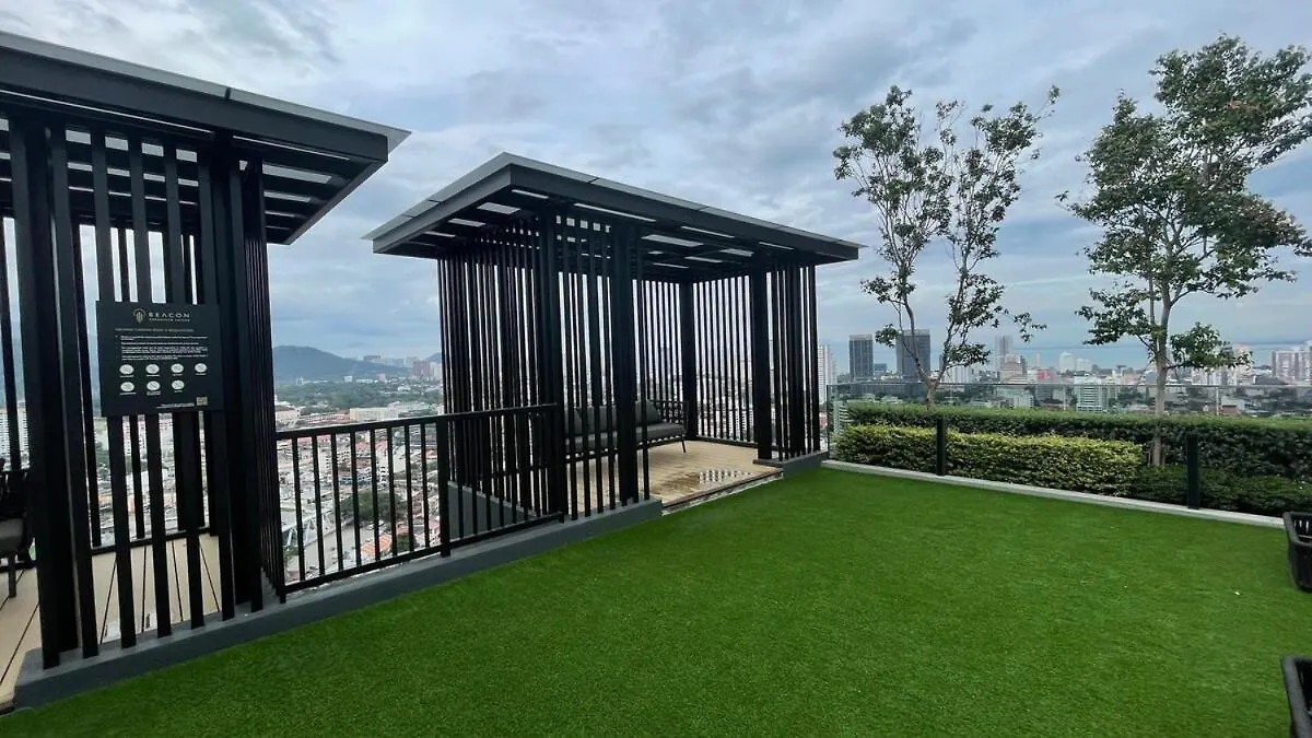 Stunning 2Br With Infinity Pool & City Views George Town