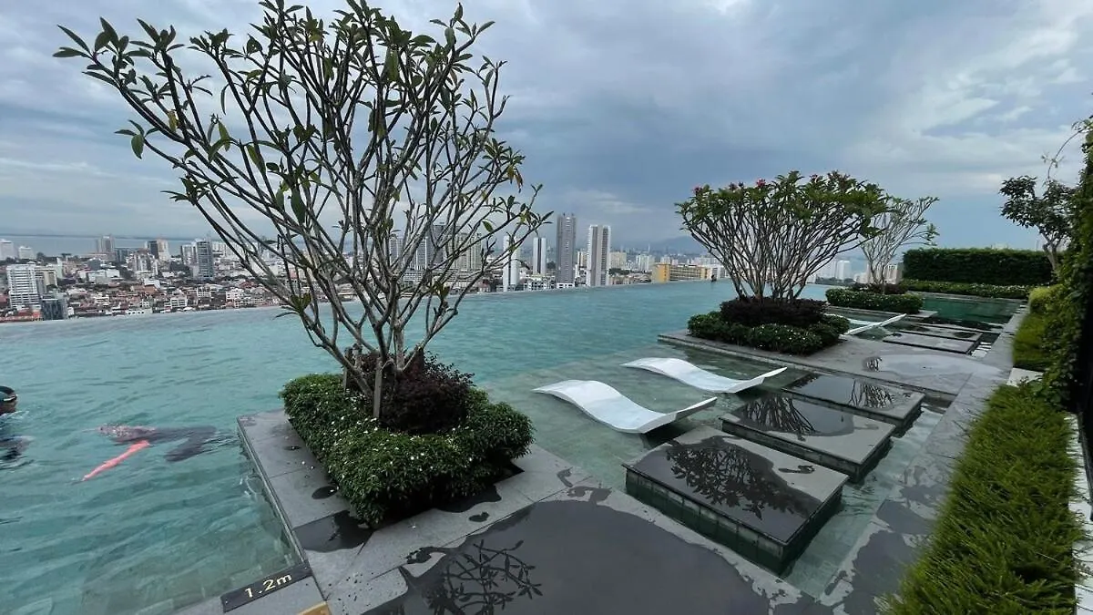 Stunning 2Br With Infinity Pool & City Views George Town Apartamento