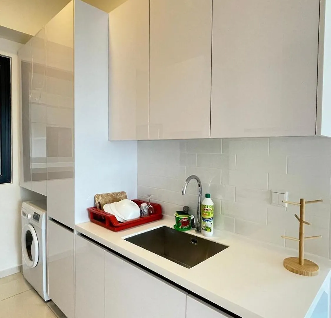 Stunning 2Br With Infinity Pool & City Views George Town Malásia